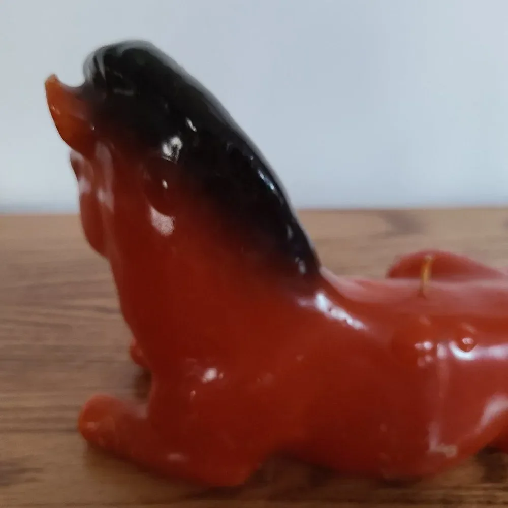 Vintage Candle Novelty Wax Candle Reclining Chestnut Quarter Horse Thoroughbred